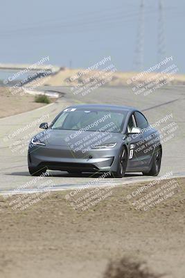 media/Oct-19-2025-Speed Ventures (Sun) [[a6e7fe67be]]/TC B/Session 2 (Outside Grapevine)/